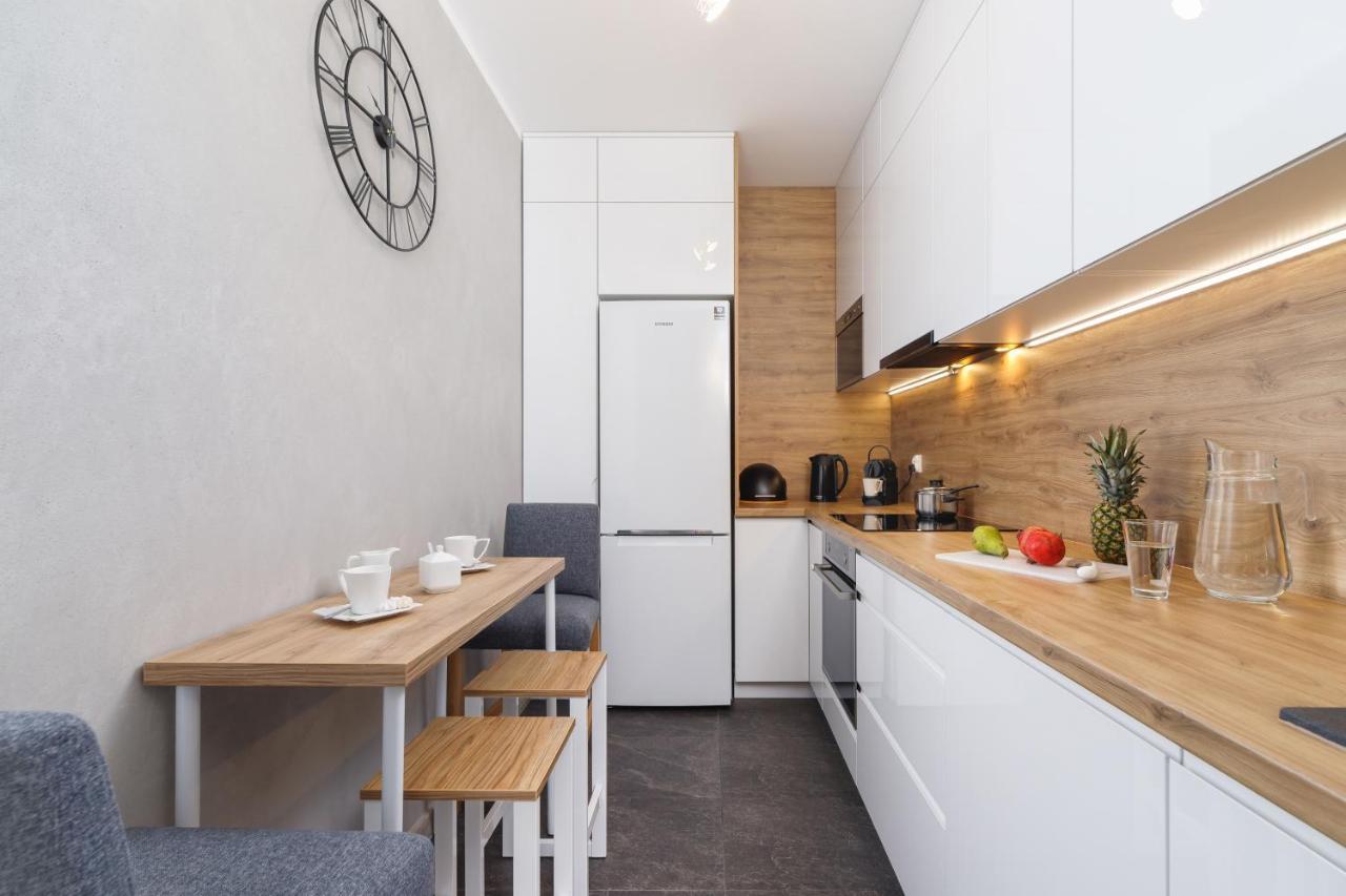 W Parku Lotnikow Apartments Tauron Arena By Noclegi Renters 크라쿠프 외부 사진