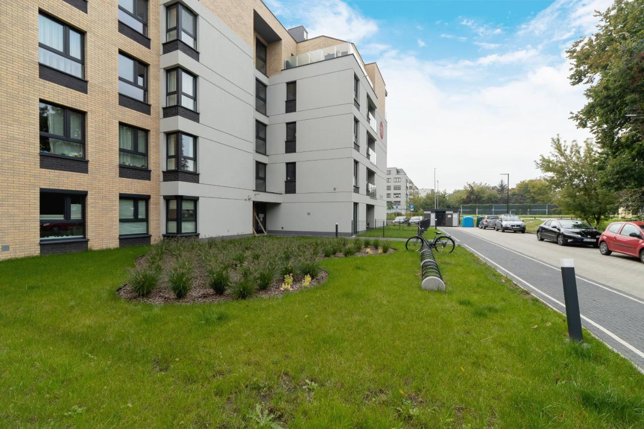 W Parku Lotnikow Apartments Tauron Arena By Noclegi Renters 크라쿠프 외부 사진